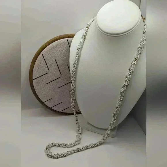 Talbots white gold seed bead 36" necklace - Picture 6 of 6